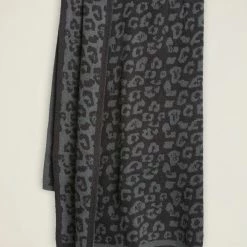 Barefoot Dreams CozyChic Barefoot In The Wild Throw Women's Clothing