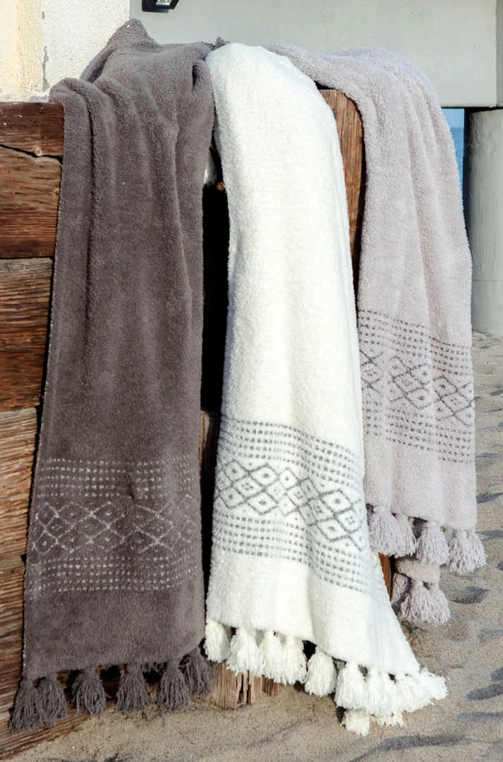 Barefoot Dreams CozyChic Luxe Casa Throw-Oyster Home 5 Barefoot Dreams CozyChic Luxe Casa Throw-Oyster Home