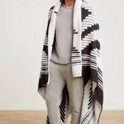 Barefoot Dreams CozyChic Textured Throw-Dark Brown/Almond